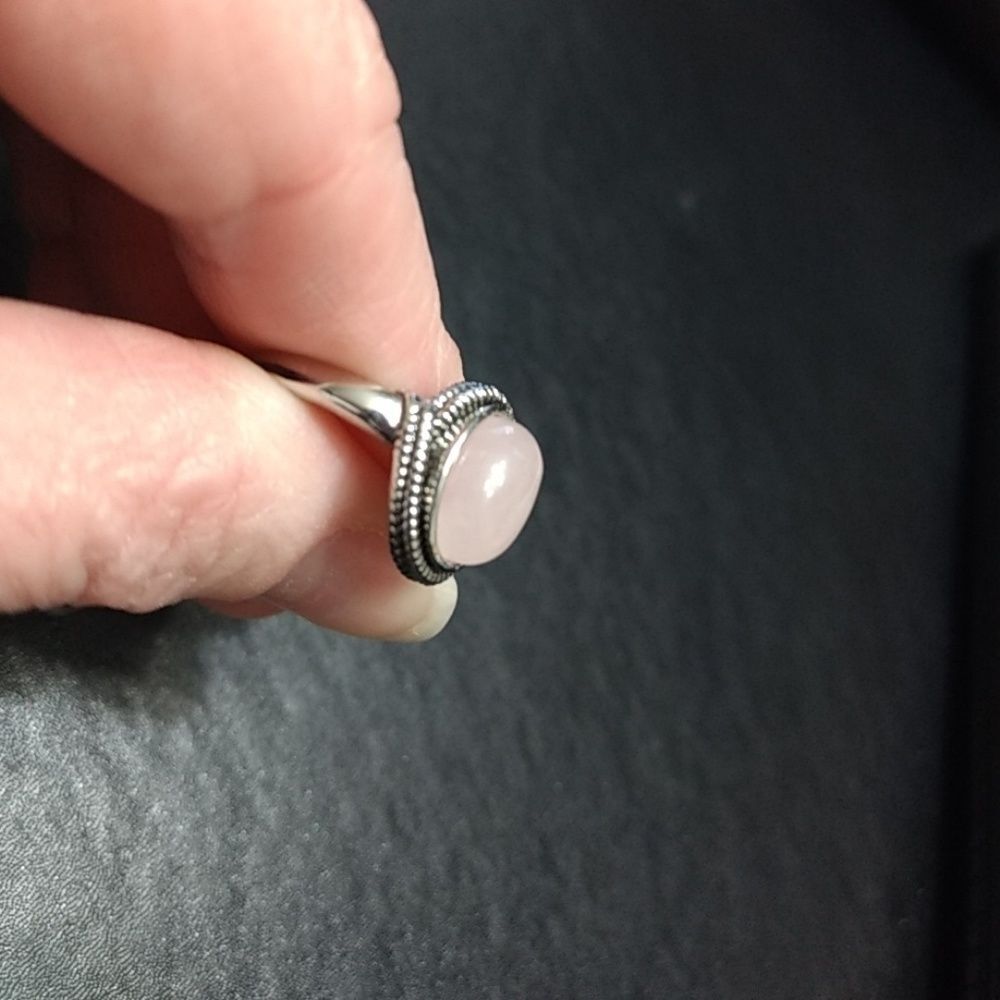 Silver tone rose quartz ring Size 6 - Picture 4 of 8